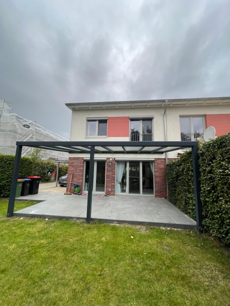 Spielplatzreparatur 
Spielplatzkontrolle
Tischler
Montageservice
Holzarbeiten
Holz
Holz Handwerker
Holz Tischler
Innenausbau
Ladenbau